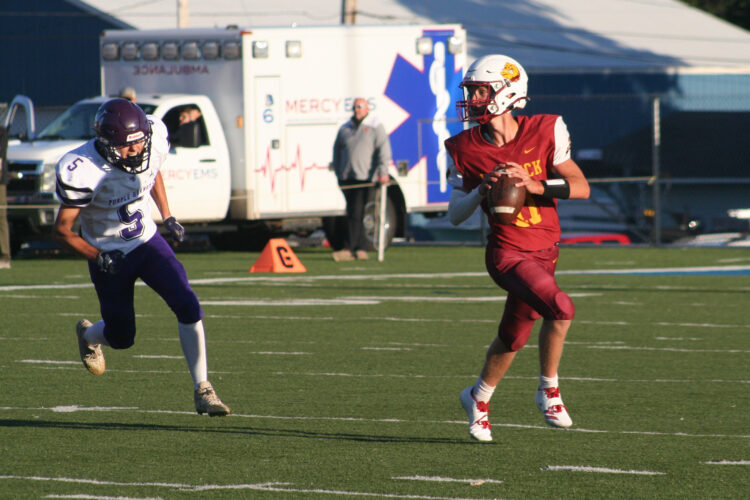 Purple Hornets put sting to Bulldogs in 26